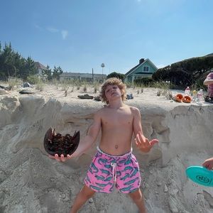 Meet your Posher, Max